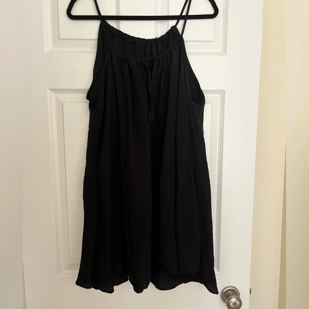 Black Sleeveless Dress - Picture 2 of 4